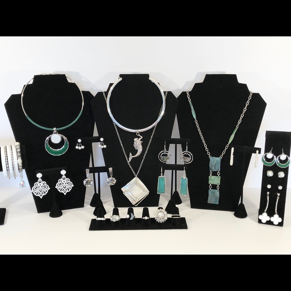 Beautiful Sand and Sea jewelry bundle